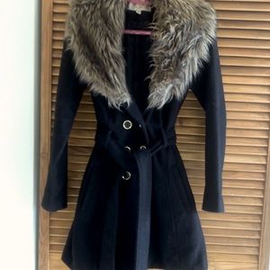 Guess faux fur coat XS